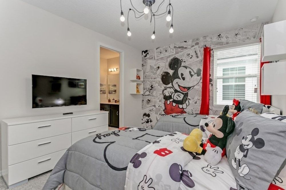 1787cvt Luxury 6 Bed With Saltwater Pool/spa 6 Bedroom Villa by RedAwning Villa, 6 Bedrooms 7