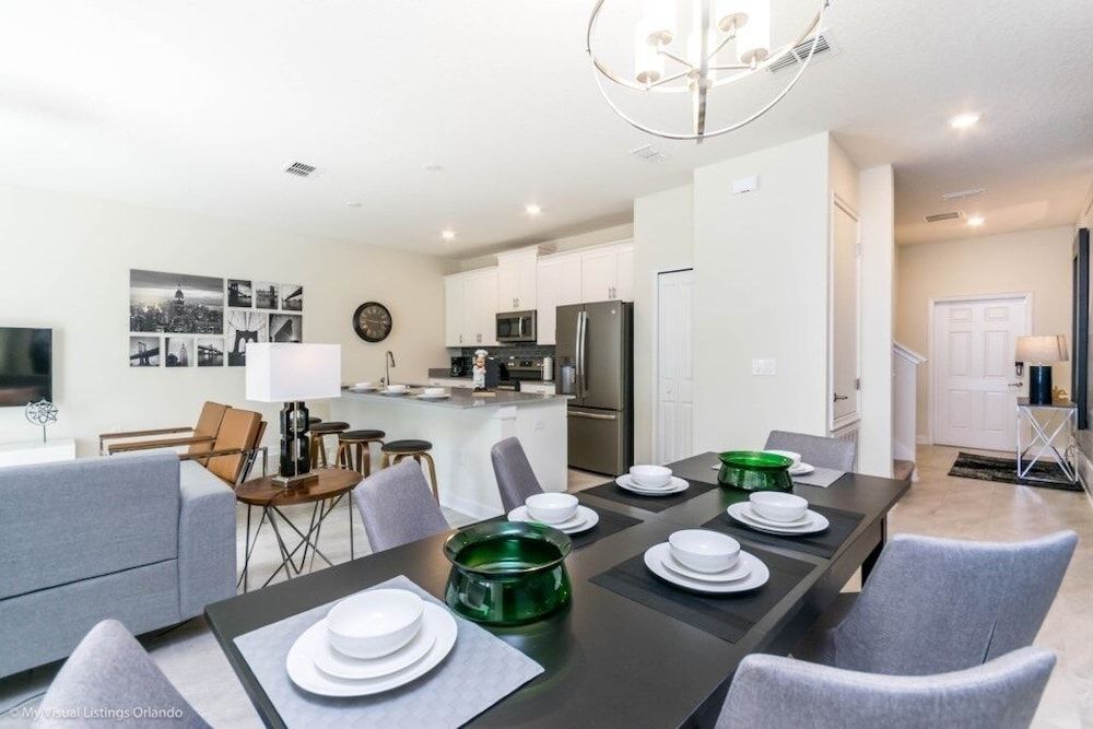 8990sd 4 Bedroom Townhouse by RedAwning Townhome, 4 Bedrooms 8