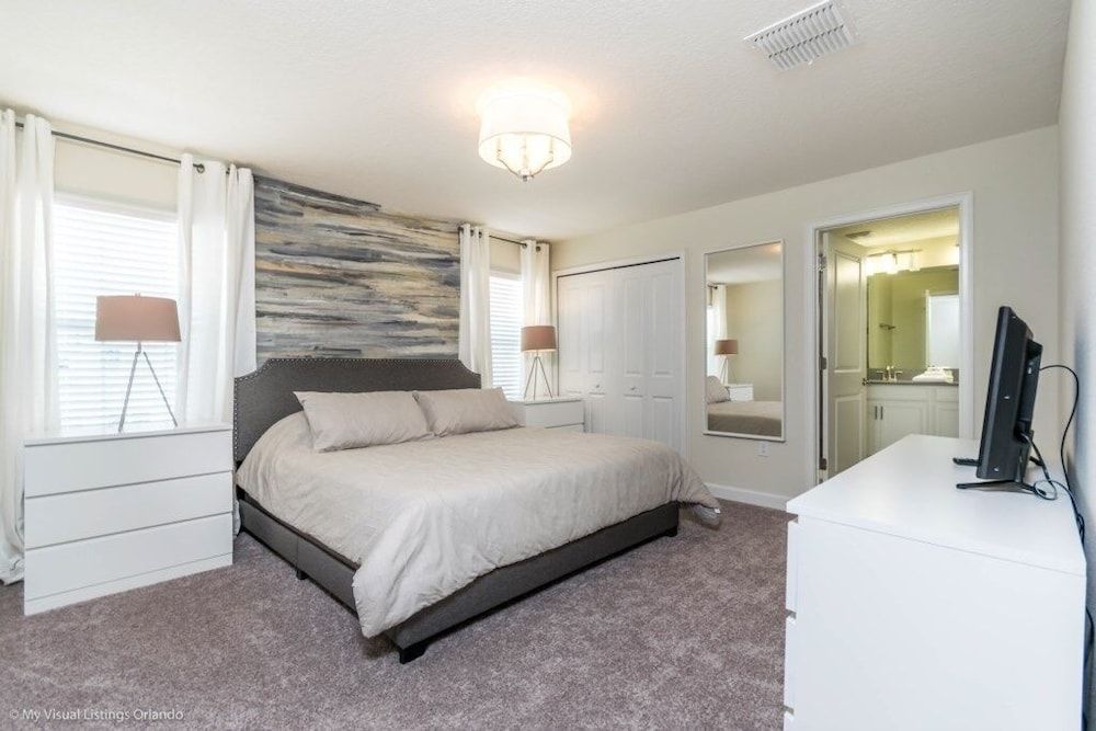 8990sd 4 Bedroom Townhouse by RedAwning Townhome, 4 Bedrooms 5