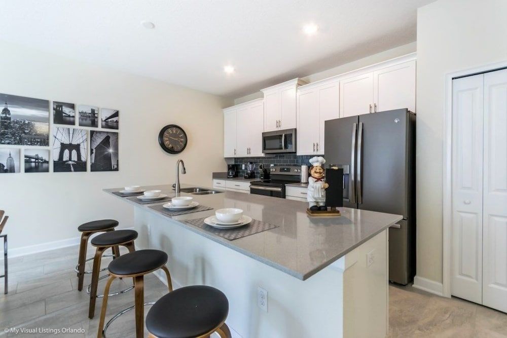 8990sd 4 Bedroom Townhouse by RedAwning Townhome, 4 Bedrooms 10