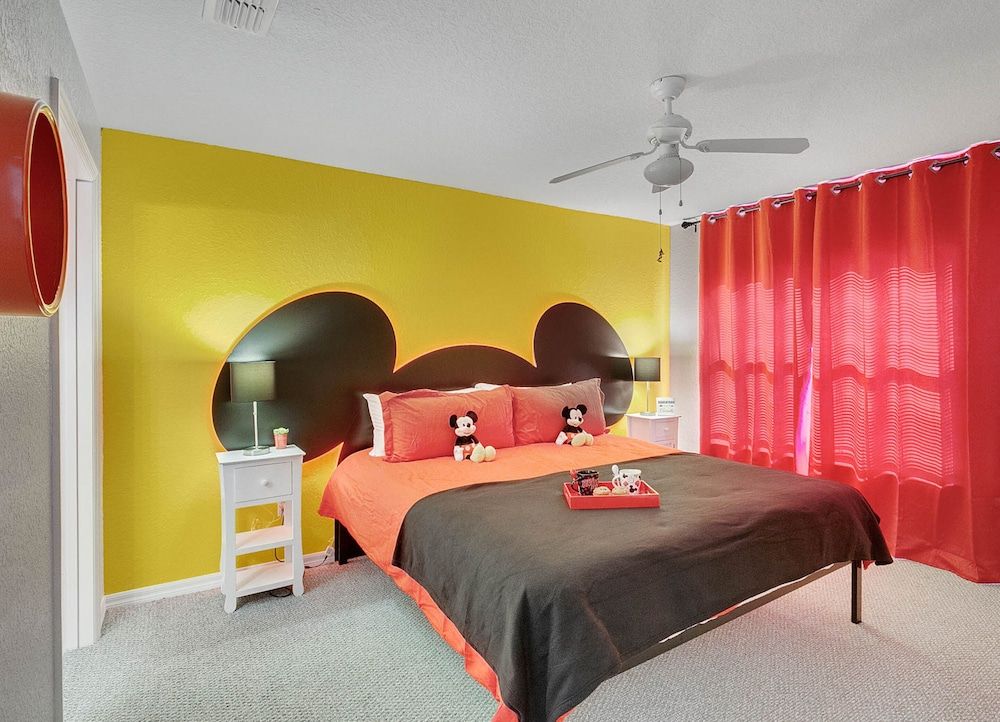 undefined 4 Bedroom Townhouse, Resort, 15 Mins to Disney, Themed Rooms perfect for Kids 9