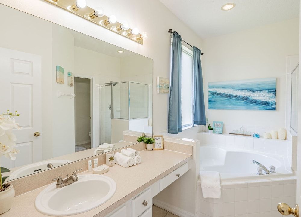 Themed 7 Bedroom Villa, 12 Min to Disney, Resort Access Luxury Villa, Multiple Bedrooms, Private Pool 15