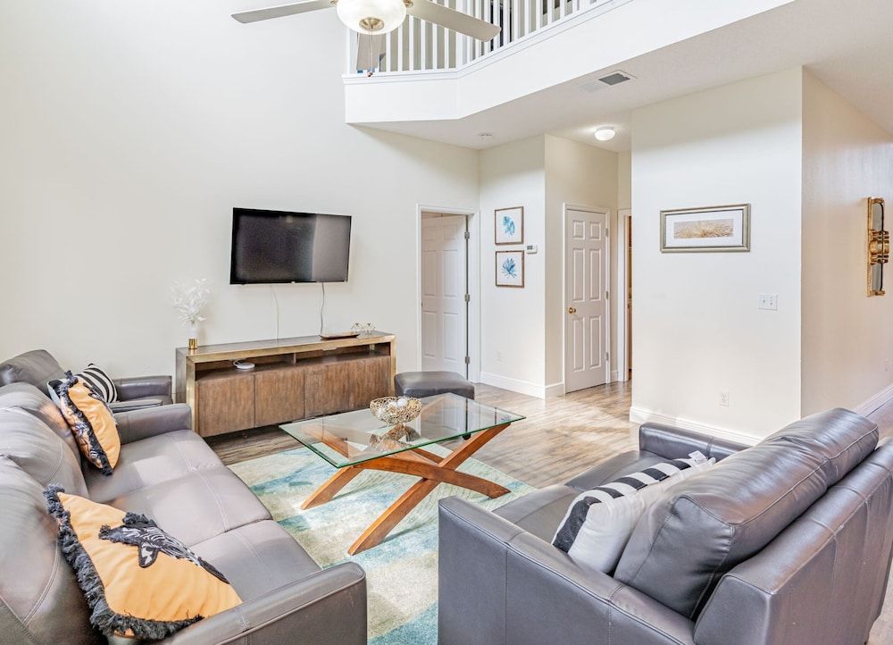 Themed 7 Bedroom Villa, 12 Min to Disney, Resort Access Luxury Villa, Multiple Bedrooms, Private Pool 13