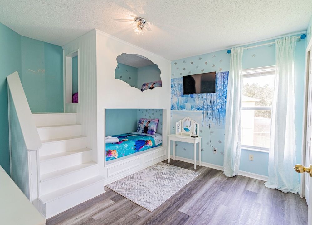 undefined Themed 7 Bedroom Villa, 12 Min to Disney, Resort Access 7