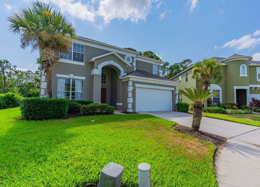 undefined Themed 7 Bedroom Villa, 12 Min to Disney, Resort Access 3