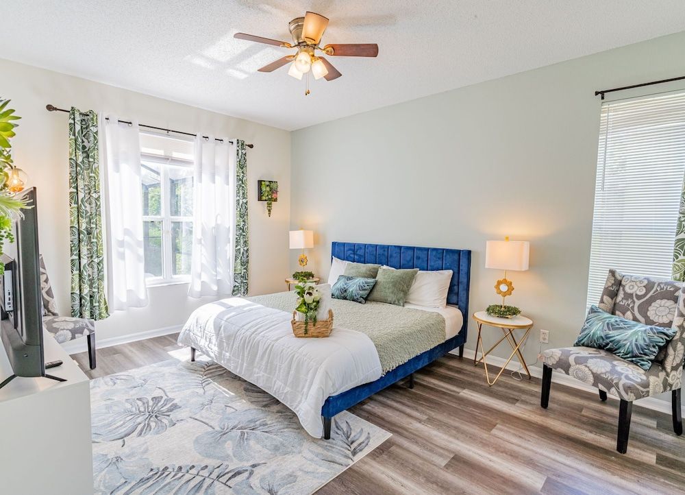 undefined Themed 7 Bedroom Villa, 12 Min to Disney, Resort Access 9