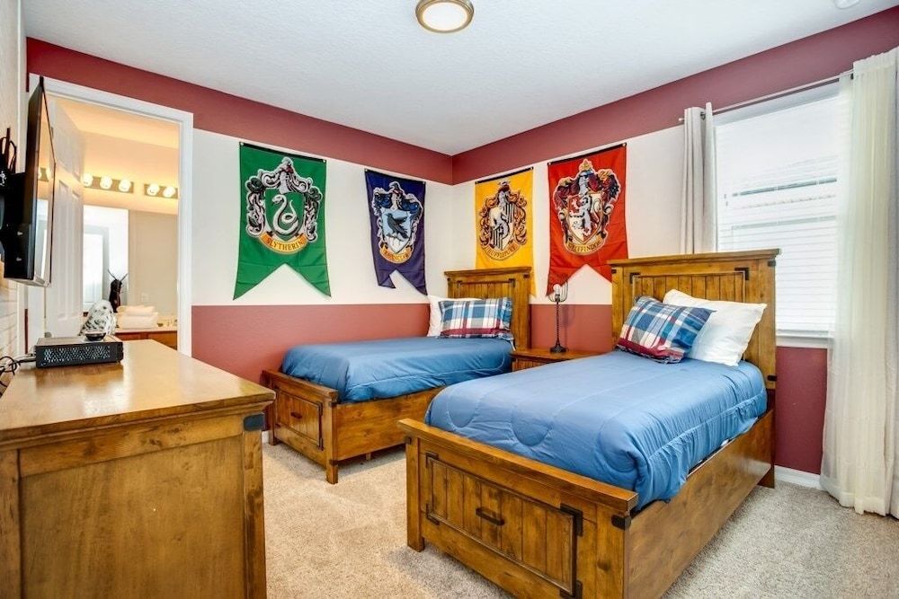 Jedi Temple! Take A Virtual Tour Private Pool! 9 Bedroom Villa by RedAwning Villa, Multiple Bedrooms 11