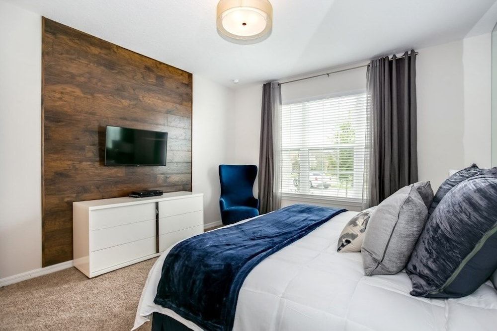 undefined Jedi Temple! Take A Virtual Tour Private Pool! 9 Bedroom Villa by RedAwning 6