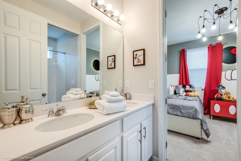 Solara Resort 9 Bedroom Resort Villa by RedAwning Villa, Multiple Bedrooms 31