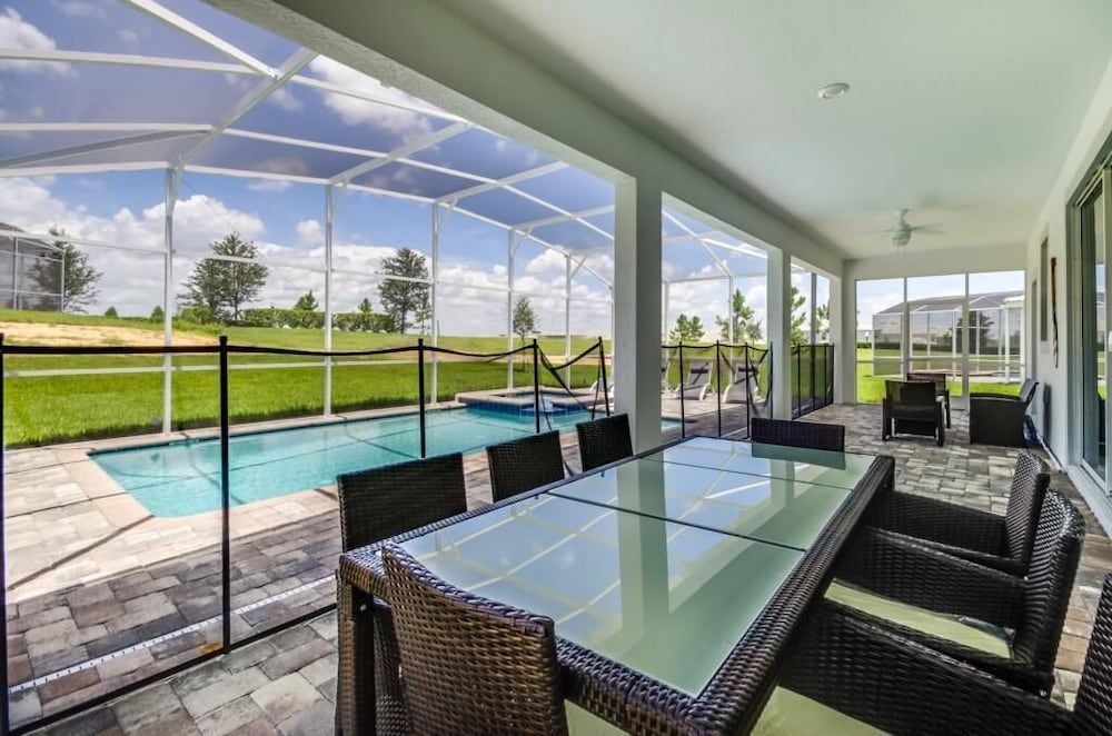 New! Champions Gate Huge Space For 16! 8 Bedroom Villa by Redawning Villa, Multiple Bedrooms 35