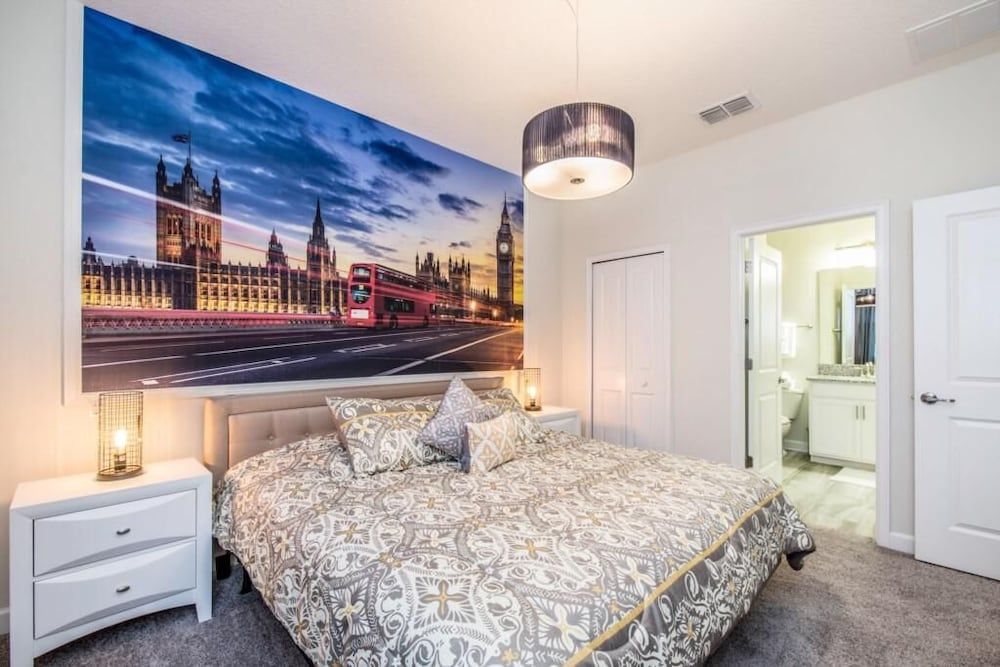 undefined New! Champions Gate Huge Space For 16! 8 Bedroom Villa by Redawning 5