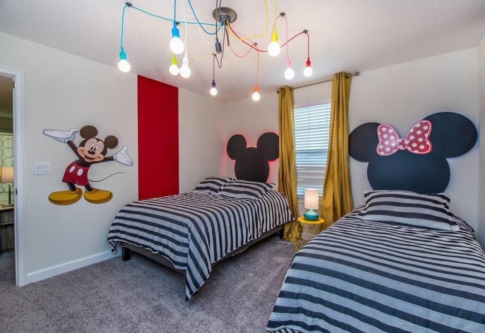 undefined New! Champions Gate Huge Space For 16! 8 Bedroom Villa by Redawning 10