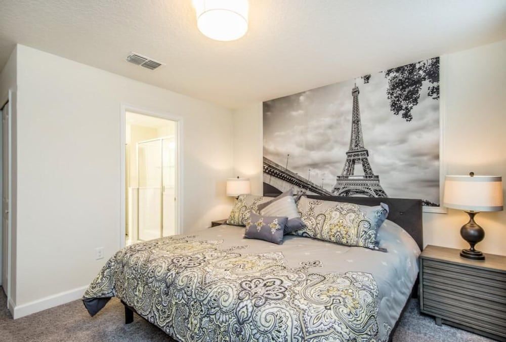 undefined New! Champions Gate Huge Space For 16! 8 Bedroom Villa by Redawning 7