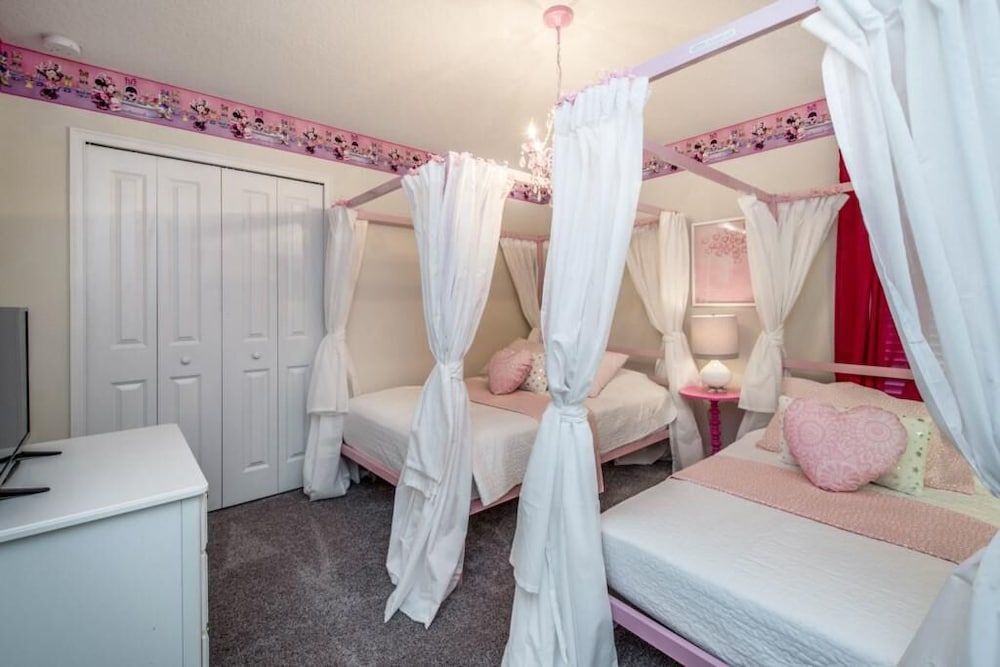 undefined New! Champions Gate Huge Space For 16! 8 Bedroom Villa by Redawning 8