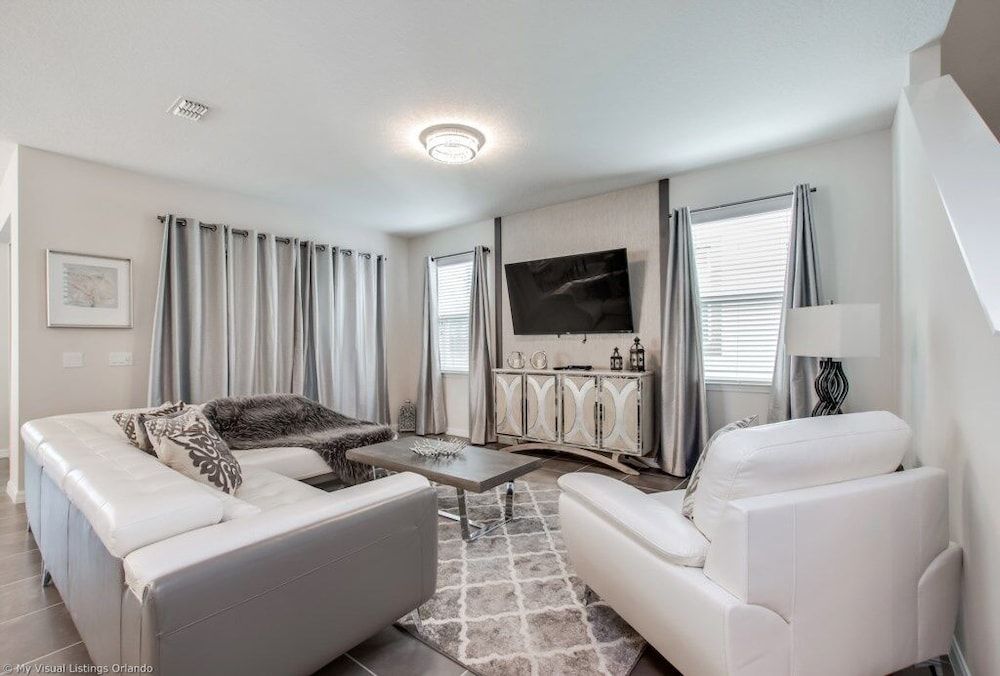 1504 New Luxury 6 Bed With Pool/spa 6 Bedroom Villa by RedAwning Villa, 6 Bedrooms 29