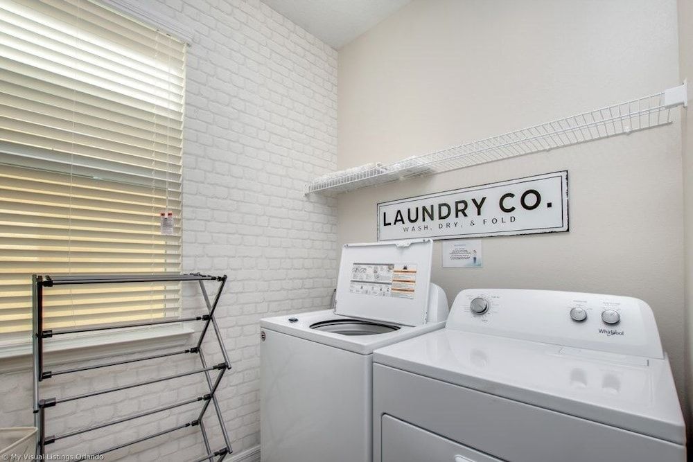 1504 New Luxury 6 Bed With Pool/spa 6 Bedroom Villa by RedAwning Villa, 6 Bedrooms 20