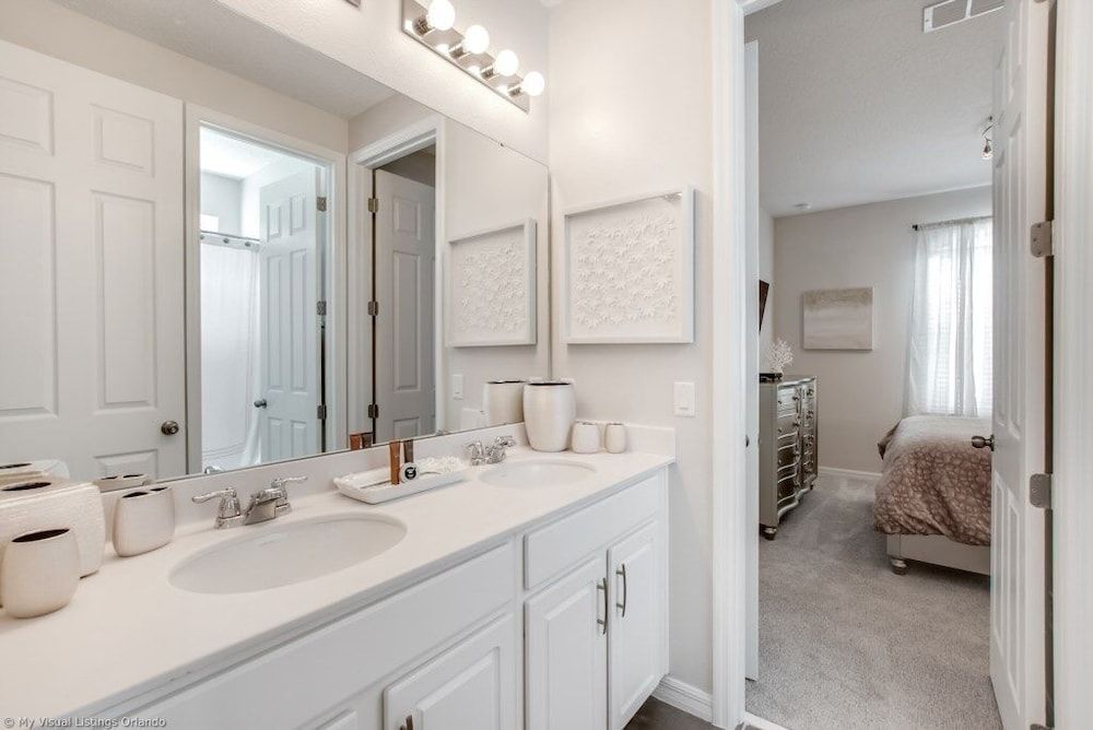 1504 New Luxury 6 Bed With Pool/spa 6 Bedroom Villa by RedAwning Villa, 6 Bedrooms 19