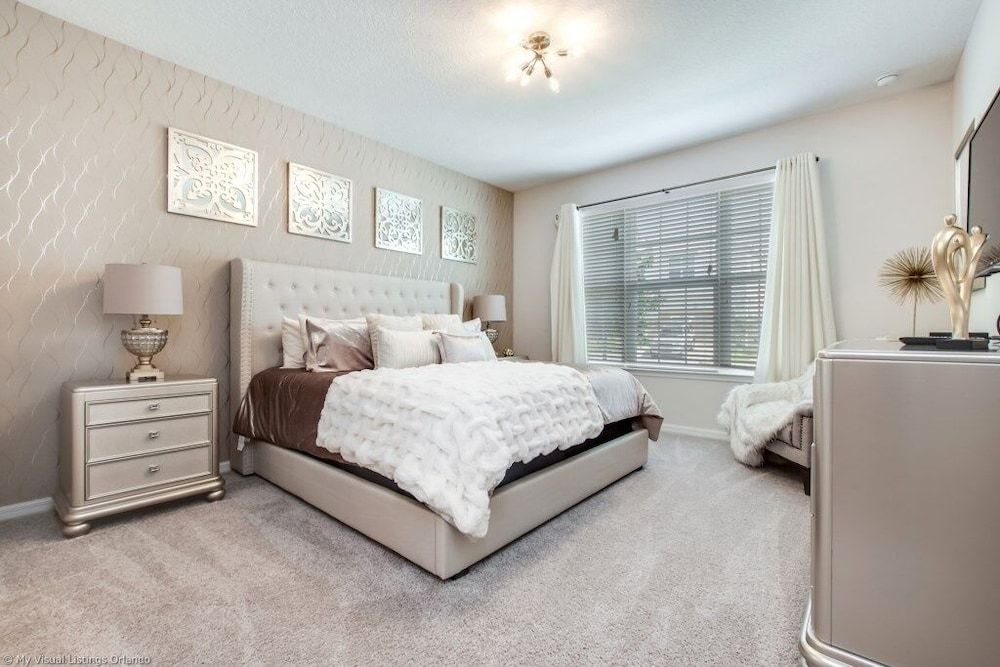 1504 New Luxury 6 Bed With Pool/spa 6 Bedroom Villa by RedAwning Villa, 6 Bedrooms 2