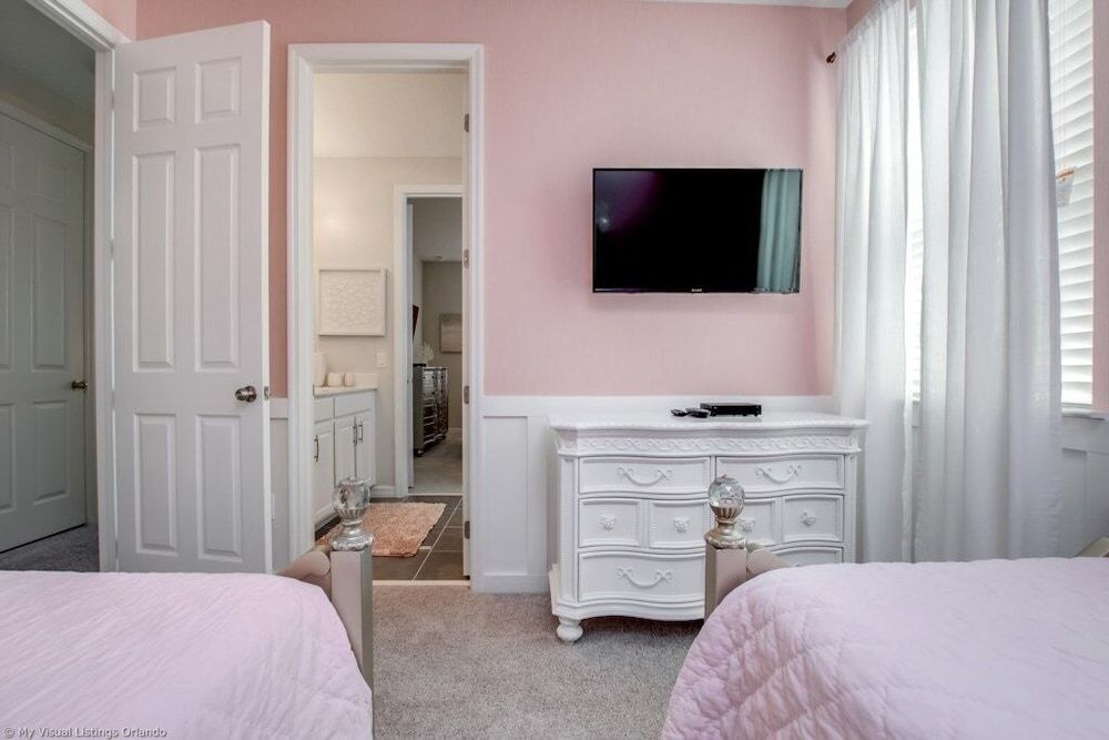 1504 New Luxury 6 Bed With Pool/spa 6 Bedroom Villa by RedAwning Villa, 6 Bedrooms 26