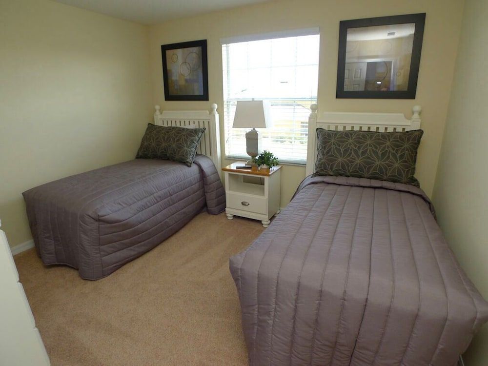 undefined Veranda Palms IHR 3083 8