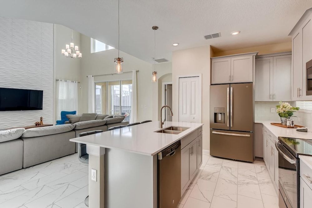 undefined 8992 CC - Exquisite 5 Bed Single Family 10