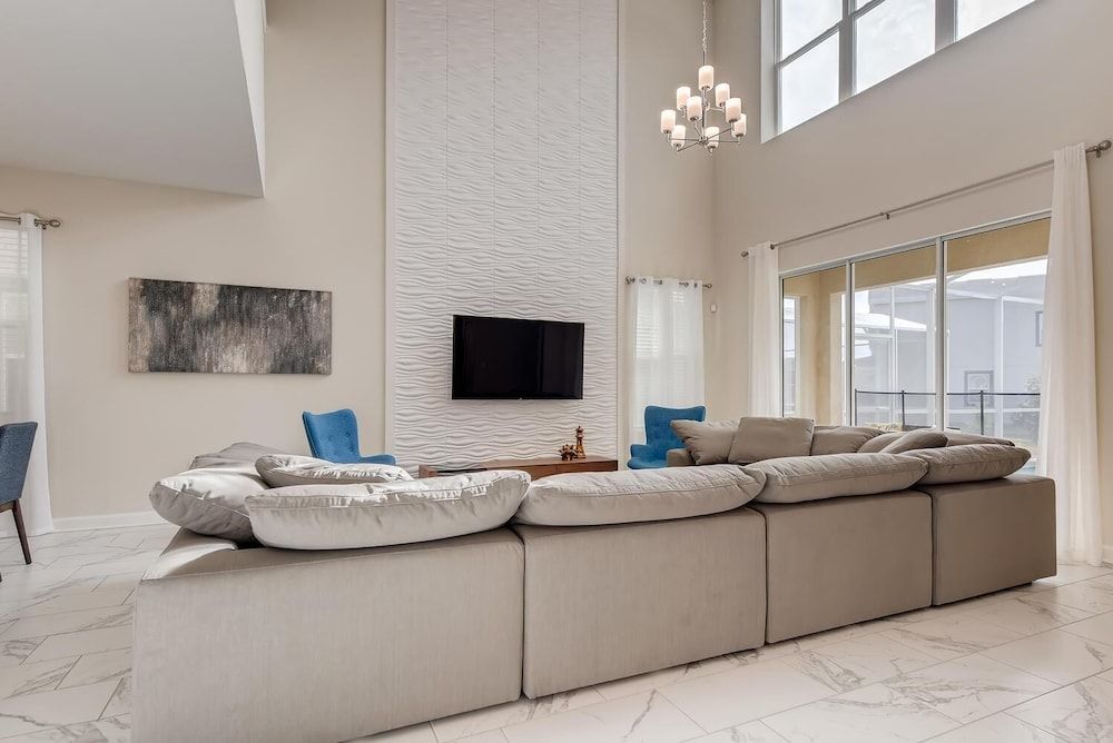 8992 CC - Exquisite 5 Bed Single Family House, Multiple Beds (8992 CC - Exquisite 5 Bed Single Fami) 16