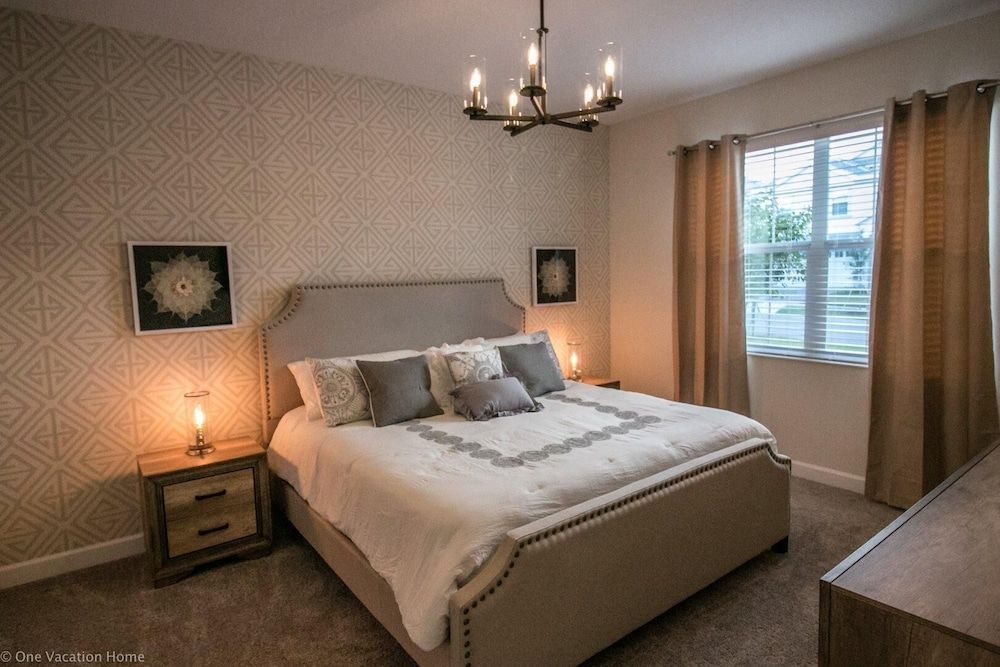 1581 PD - Exquisite 6BR Haven: Private Pool House, Multiple Beds (1581 PD - Exquisite 6BR Haven: Privat)