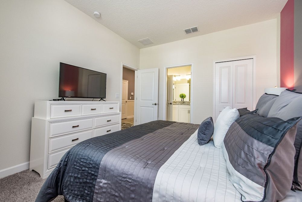 1554 Observer Lane Villa (Multiple Bedrooms) 14