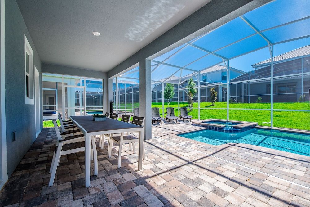 undefined 1554 Observer Lane 10