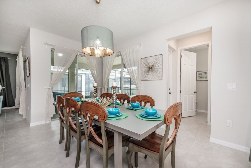 Amazing 6 Bedroom 5 Bathroom Solara Resort Villa Villa 28