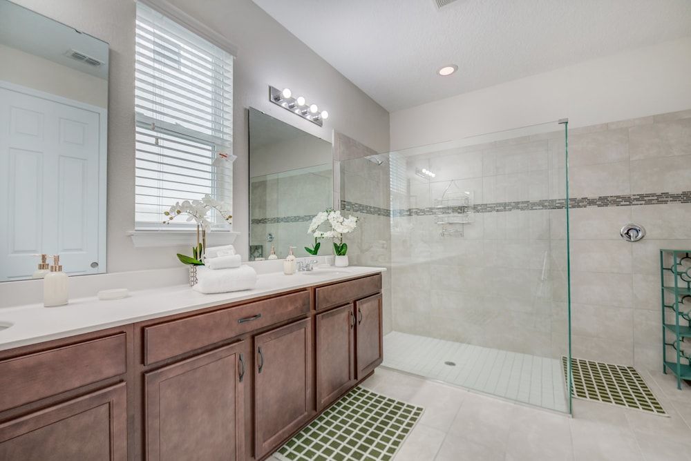 Amazing 6 Bedroom 5 Bathroom Solara Resort Villa Villa 51