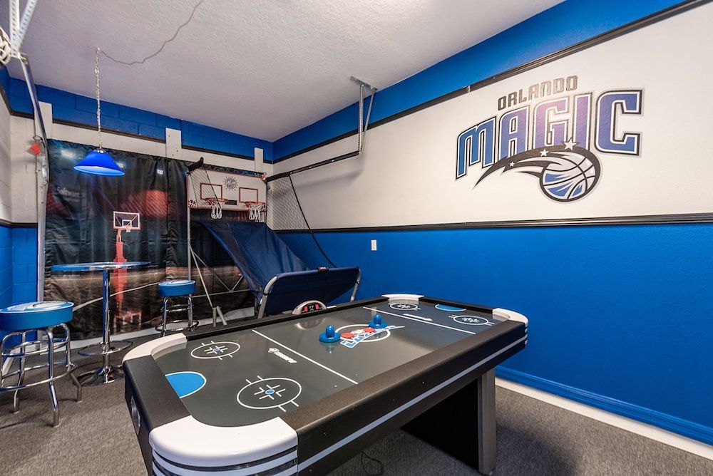 Amazing 6 Bedroom 5 Bathroom Solara Resort Villa Villa 60