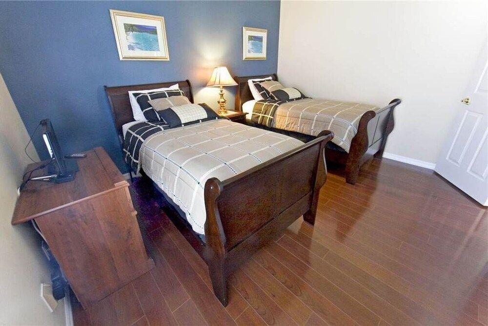 undefined Lou's Indian Creek 4 Bedroom Home by RedAwning 8