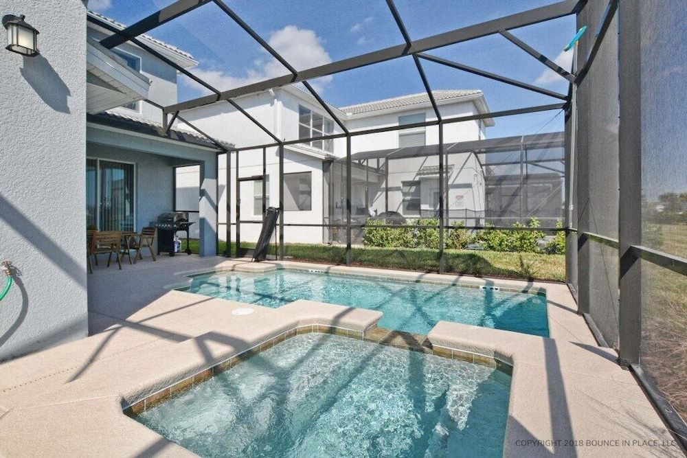 undefined Storey Lake- 5 Bedroom Pool - 1666ST Home by RedAwning 2