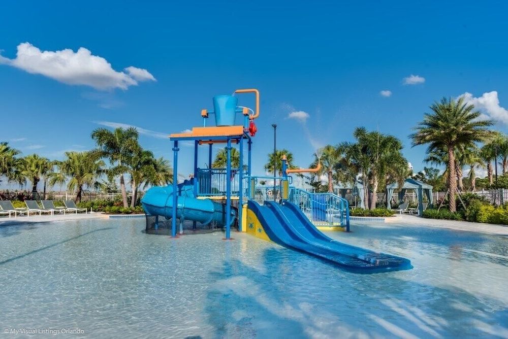 9 BD 6.5 BH House Villa Villa (1748CARRI) 24