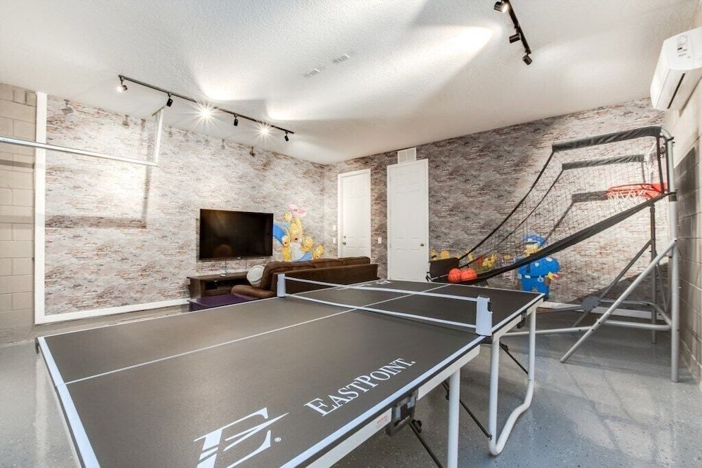 9 BD 6.5 BH House Villa Villa (1748CARRI) 2