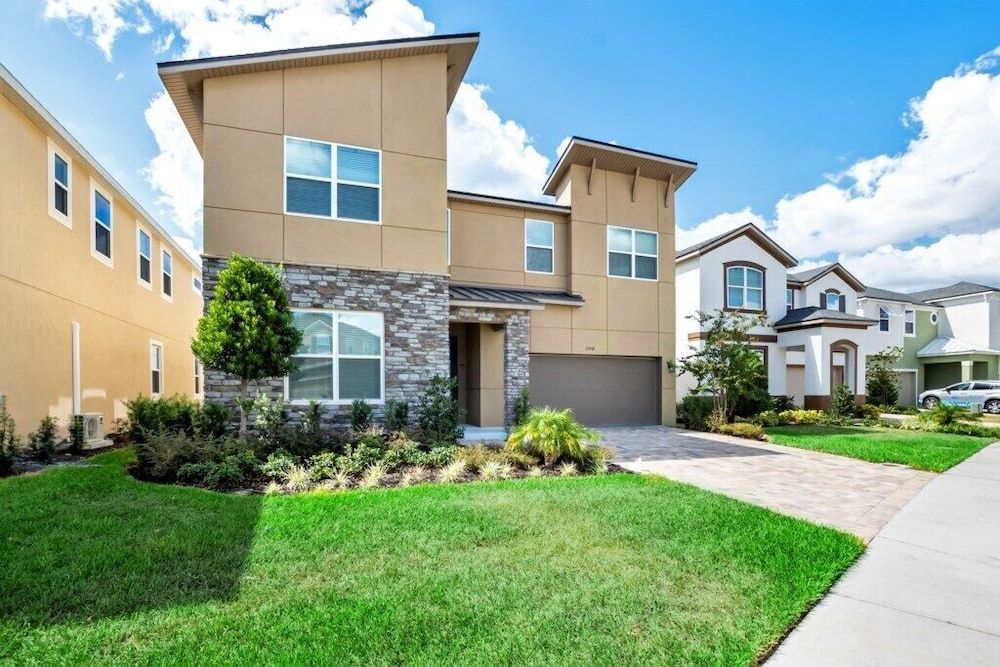 undefined 9 BD 6.5 BH House Villa 3