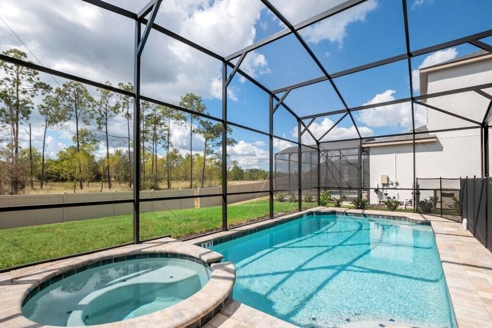 9 BD 6.5 BH House Villa Villa (1748CARRI) 9