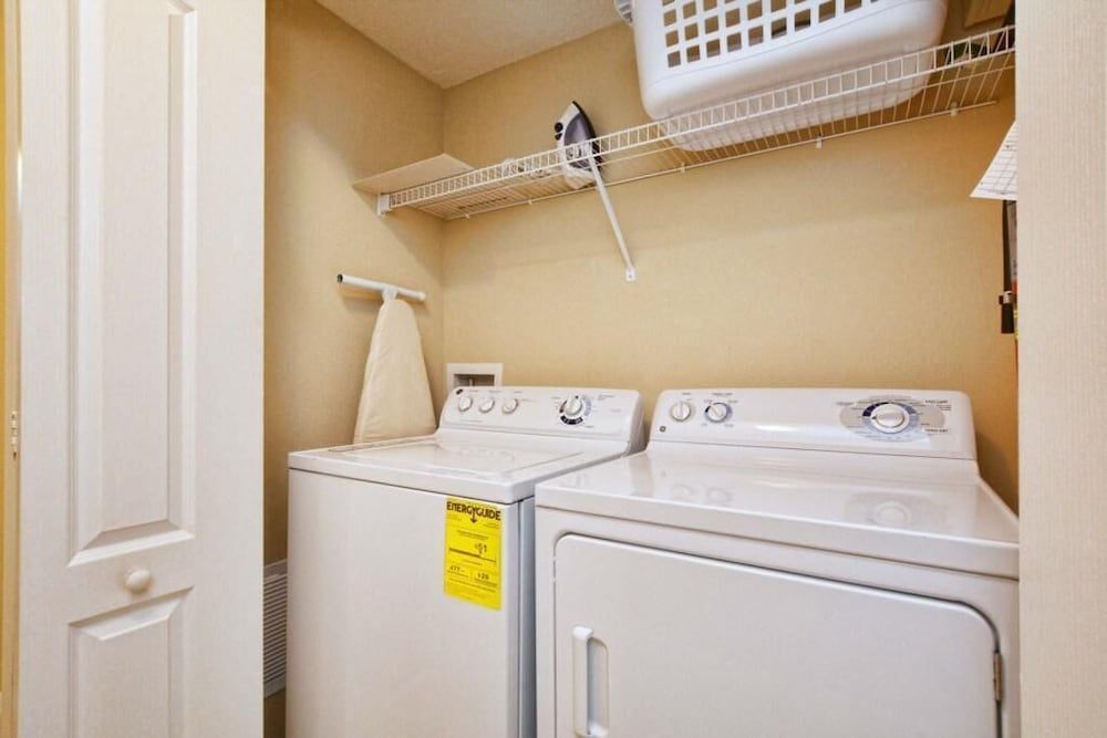 Paradise Palms- 4 Bed Townhome W/splashpool-3044pp 4 Bedroom Townhouse by RedAwning Townhome, 4 Bedrooms 12