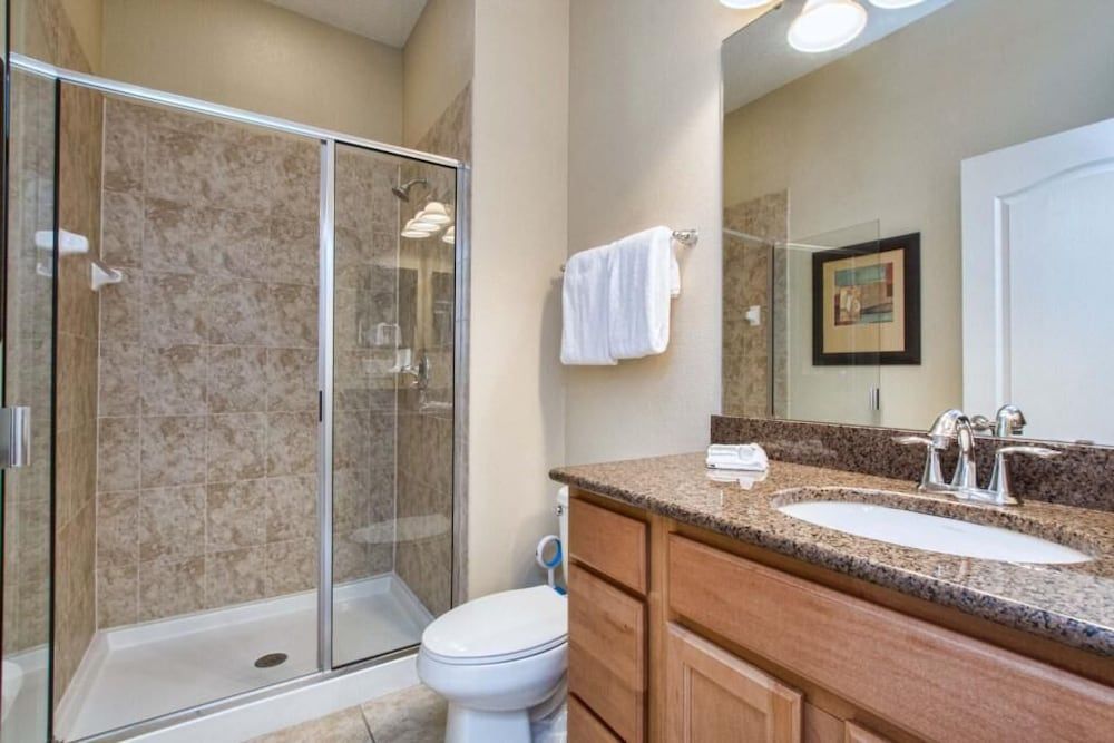 Paradise Palms- 4 Bed Townhome W/splashpool-3044pp 4 Bedroom Townhouse by RedAwning Townhome, 4 Bedrooms 13