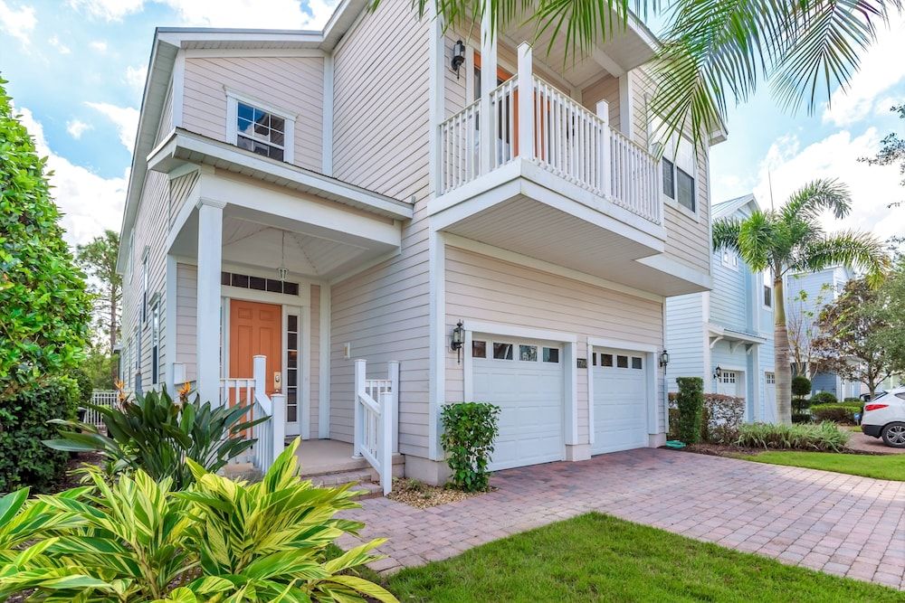 undefined 5bed 5Ba Reunion Villa w. Pool