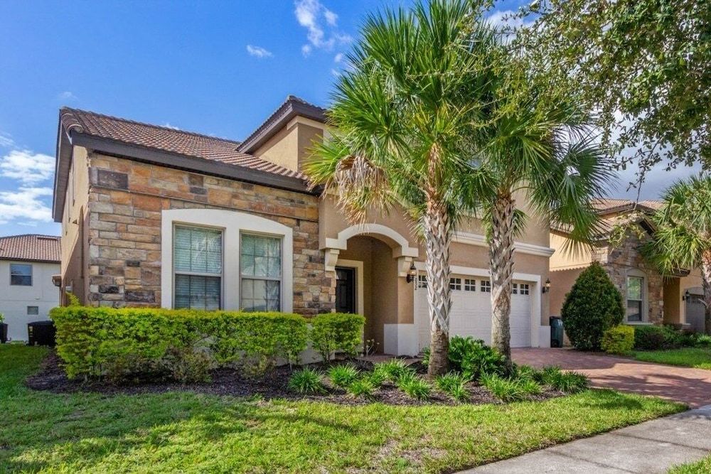 undefined 1852nc 8 Bedroom Windsor Villa by Redawning