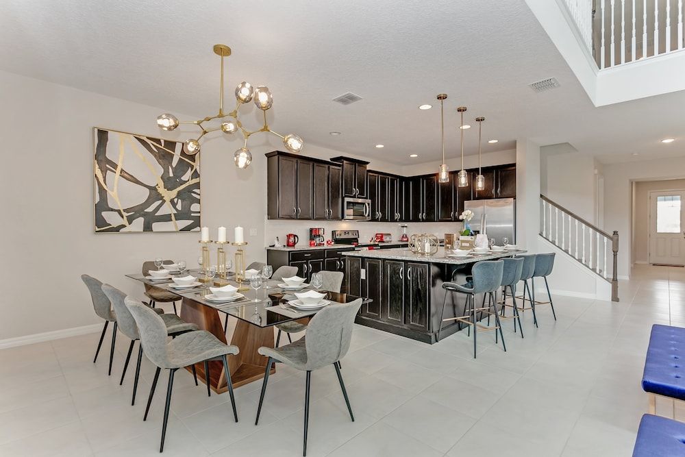 undefined 6 BD 5 BH Villa Game Room Spa Pool 10