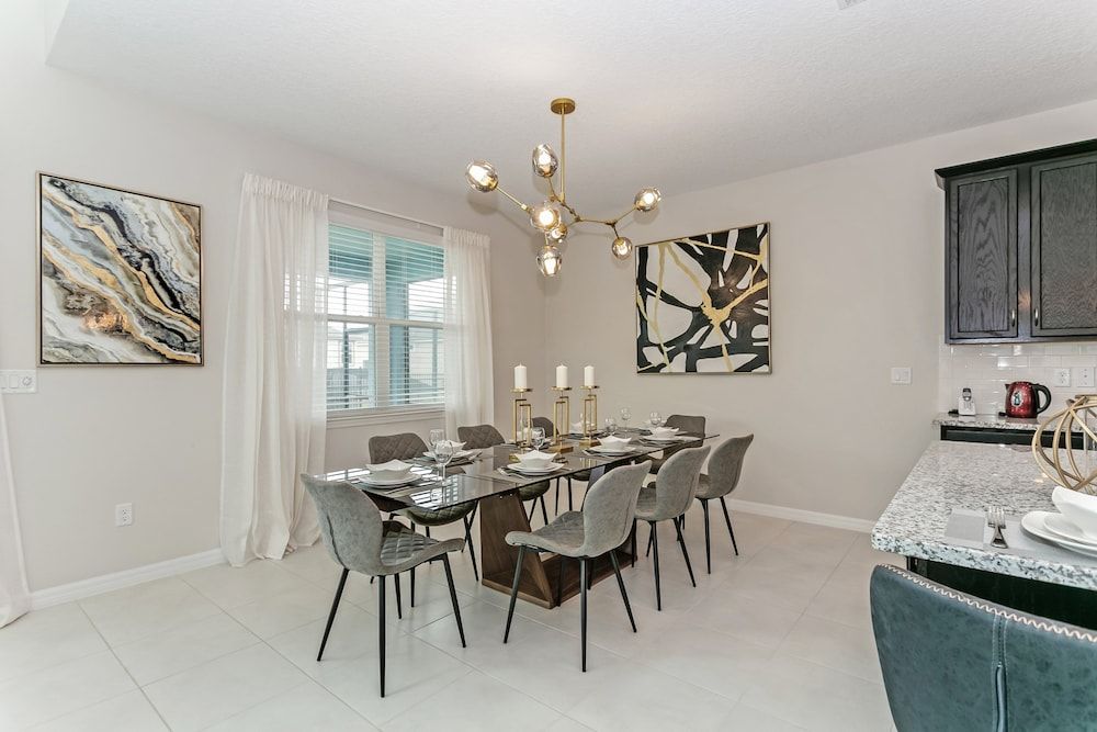 undefined 6 BD 5 BH Villa Game Room Spa Pool 9