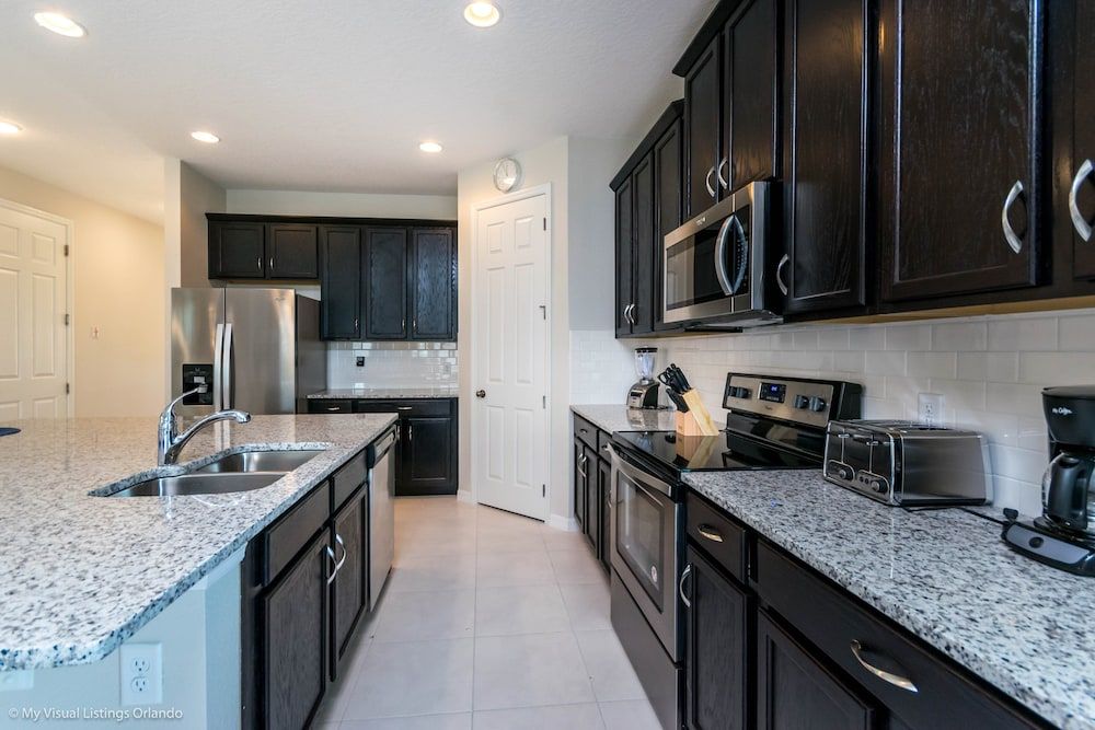 undefined 7 BD 5 BH With Game Room Pool Spa 4