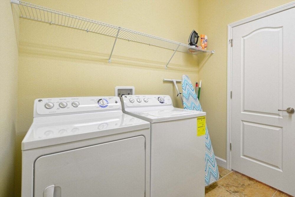 Paradise Palms-5 Bedroom w/pool - 3507PP Home by RedAwning House, 5 Bedrooms 8