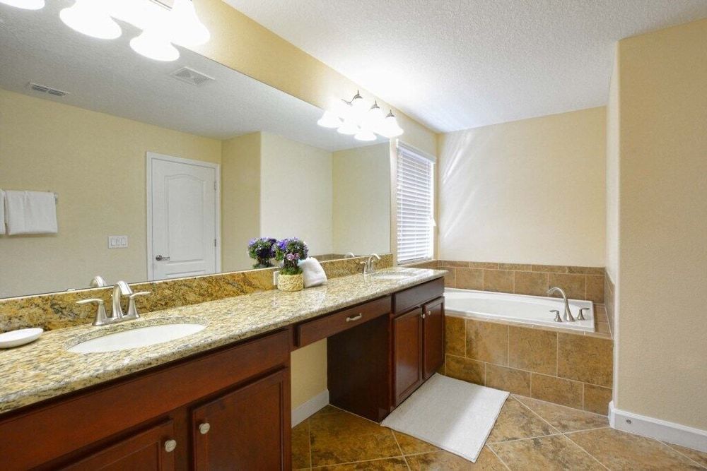 Paradise Palms-5 Bedroom w/pool - 3507PP Home by RedAwning House, 5 Bedrooms 12