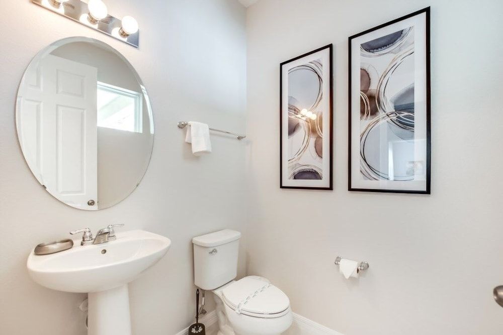 South Facing With Lots Of Games In Game Room! 9 Bedroom Villa by RedAwning Villa, Multiple Bedrooms 27