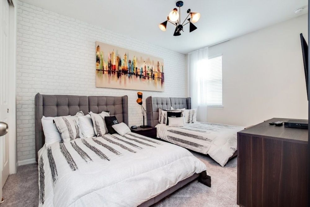 undefined South Facing With Lots Of Games In Game Room! 9 Bedroom Villa by RedAwning 7