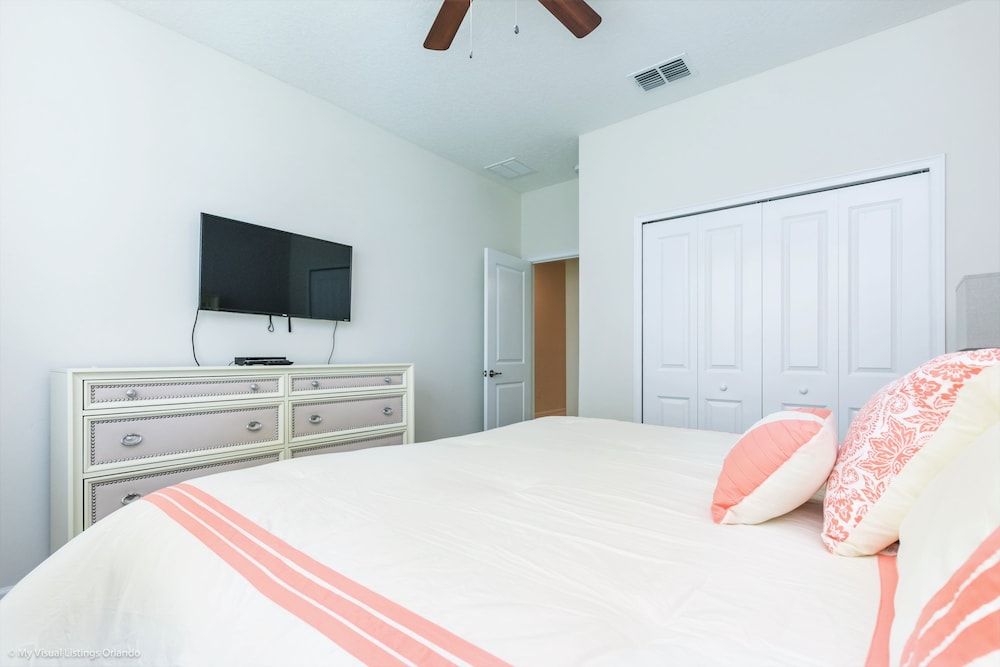 undefined 6 Bedroom 5 Bathroom Vacation Home 9